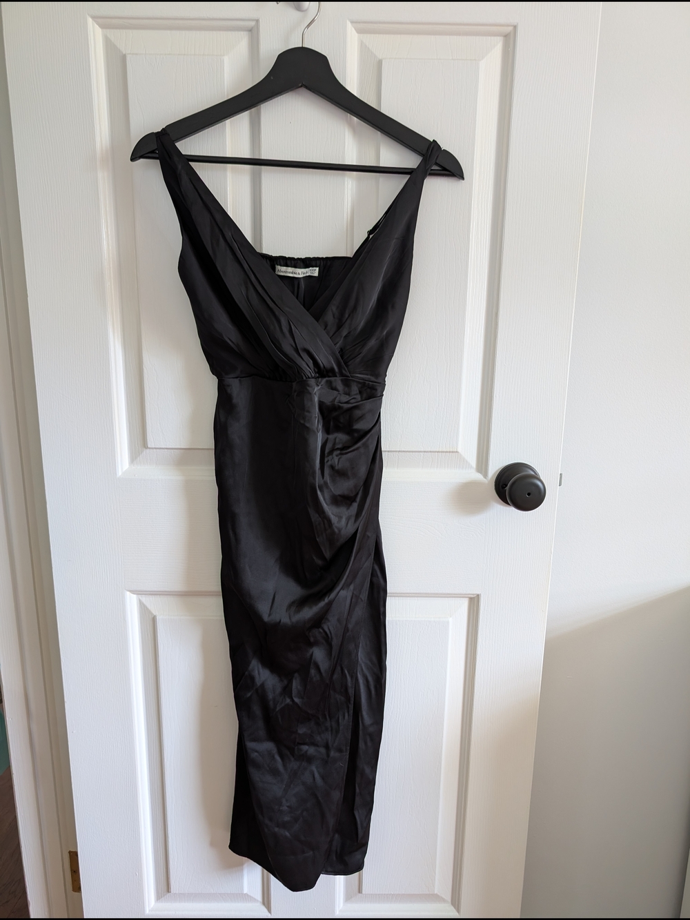Abercrombie & Fitch Women's Black V-Neck Midi Dress With Slit XXS